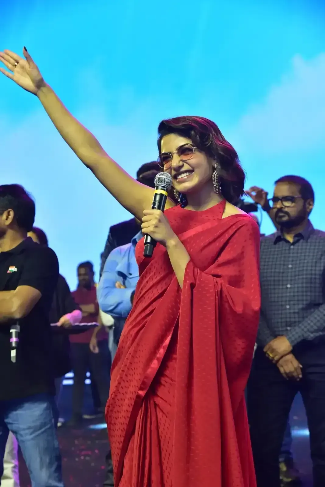 ACTRESS SAMANTHA IN RED SAREE AT KUSHI MUSICAL CONCERT EVENT 15